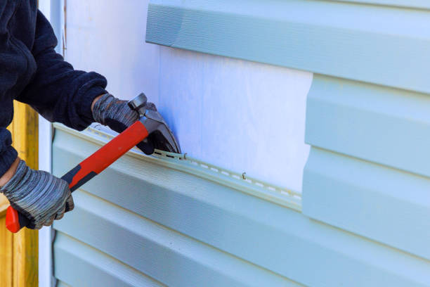 Reliable Emergency Siding Repair contractor in Pacific, WA by Squared Siding